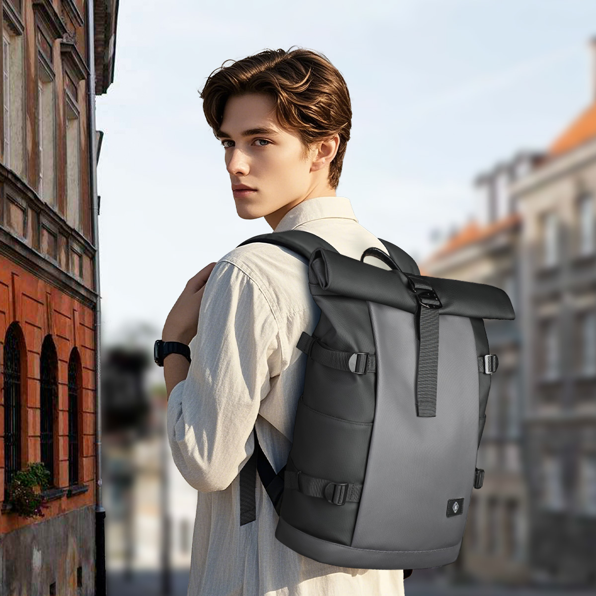 HK Waterproof Roll-Top Backpac - огляд і ціна Structured Handbag Top Handle