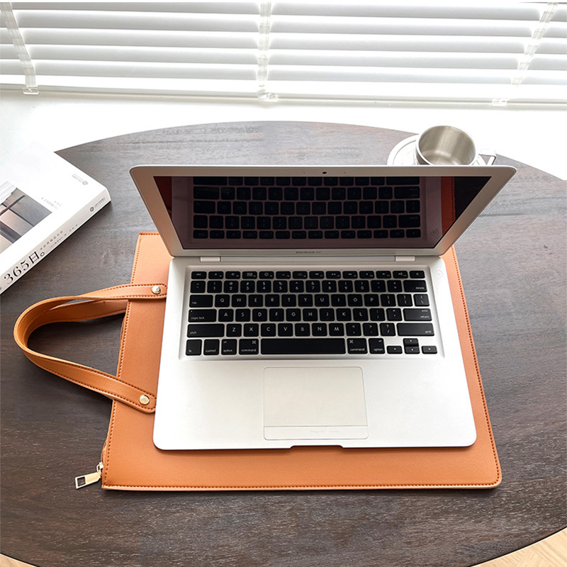 Luxury Design Custom Name Lapt - огляд і ціна Luxury Bags Laptop