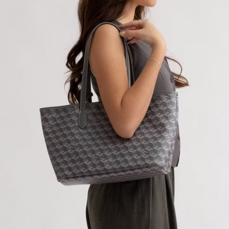 Large Capacity Geometric Print - огляд і ціна Luxury Bags Goyard
