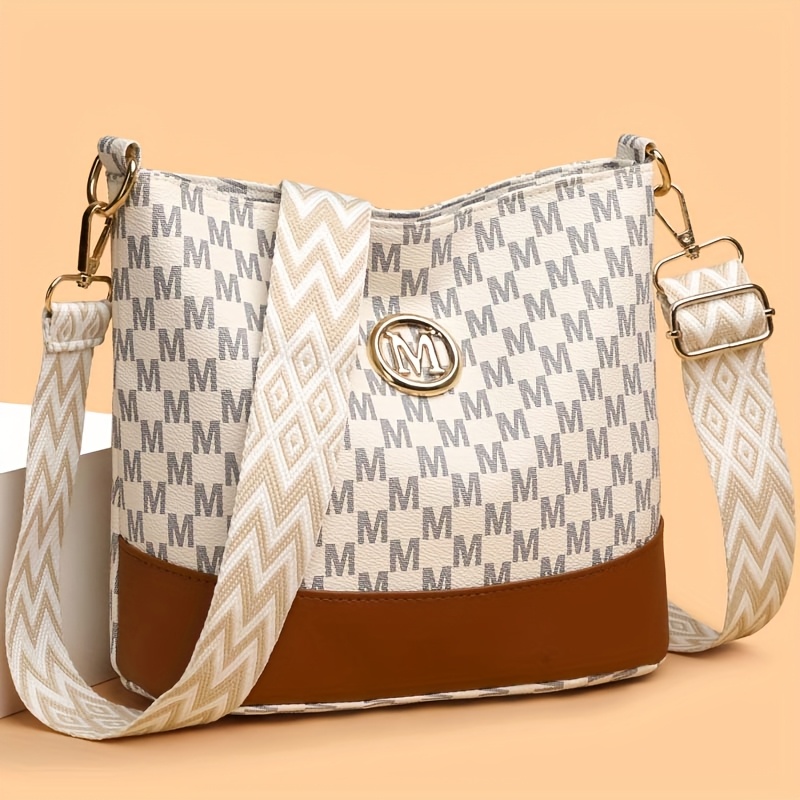 Elegant Women's Crossbody Bag  - огляд і ціна Luxury Bags Louis Vuitton