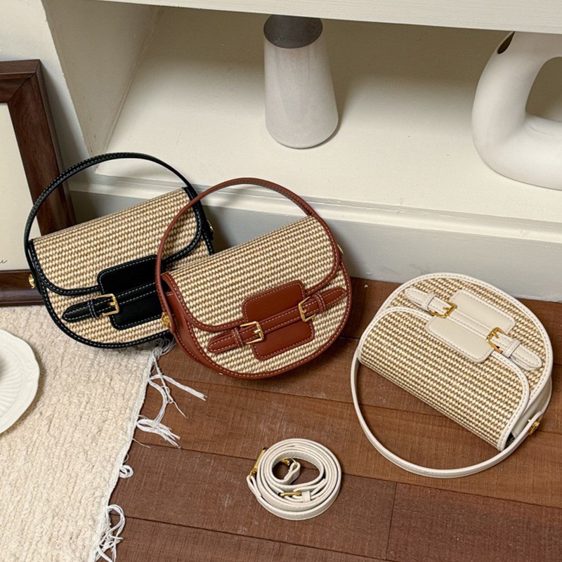 England Style Mini Straw Saddl - огляд і ціна Luxury Bags 2026