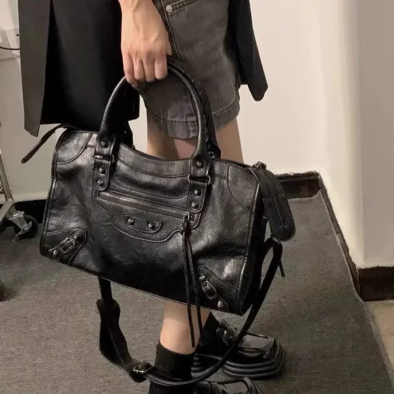 Street Style Rivet Tote Bag Bl - огляд і ціна Luxury Bags Vip