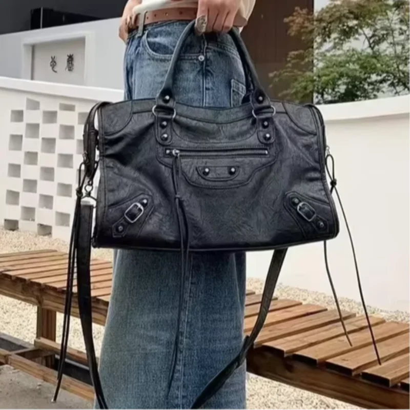 Street Style Rivet Tote Bag Bl - огляд і ціна Luxury Bags Vip