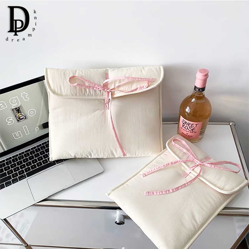 Quilted Luxury Laptop Bag Bowk - огляд і ціна Luxury Bags Laptop