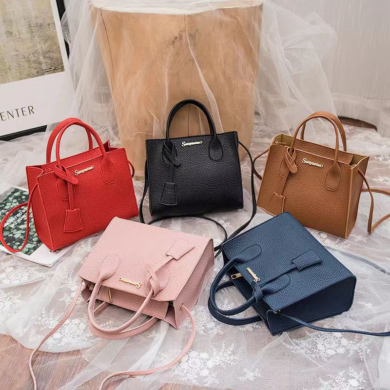 Single-shoulder Crossbody Hand - огляд і ціна Luxury Bags Louis Vuitton