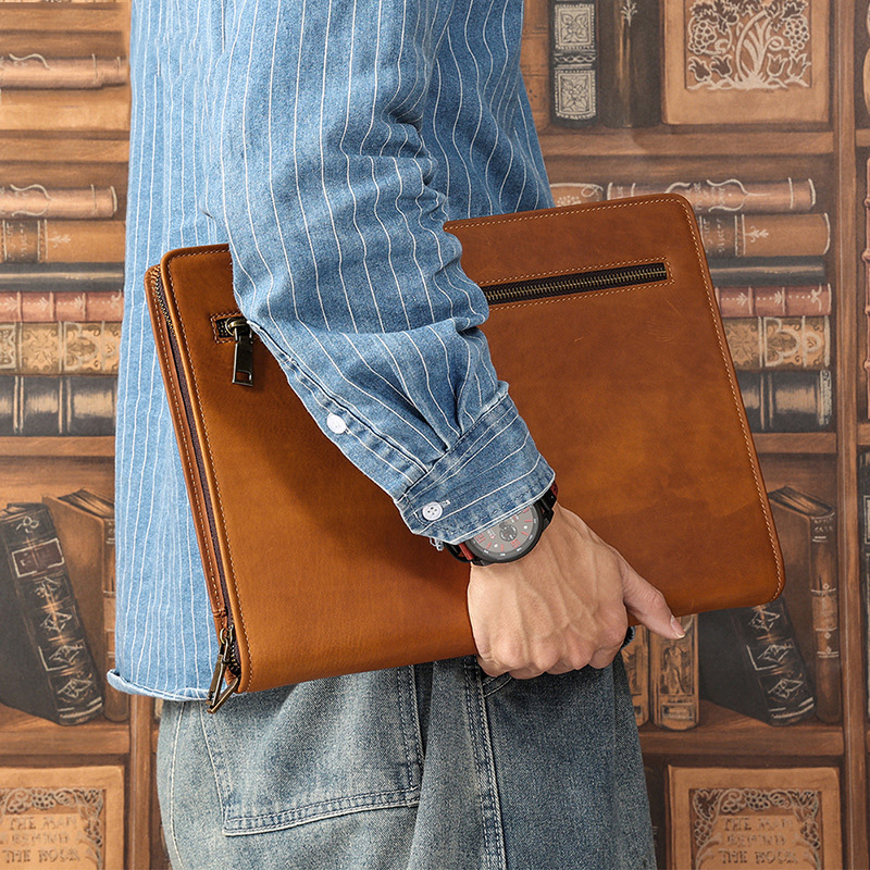 Crazy Horse leather Ipad case  - огляд і ціна Luxury Bags Laptop