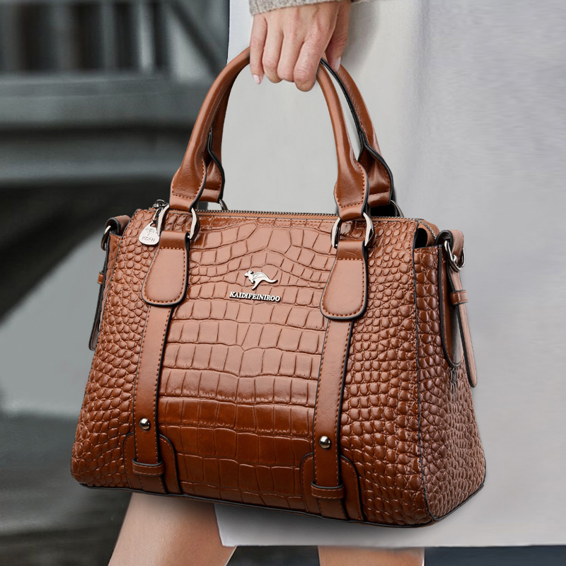 Luxury Designer Handbag Brand  - огляд і ціна Luxury Bags Louis Vuitton