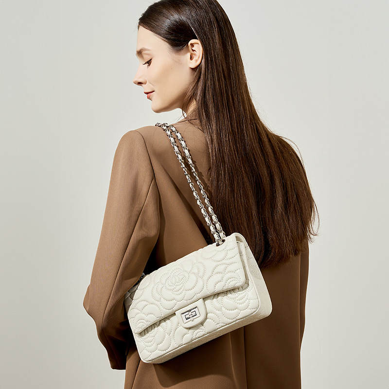 Top Grain Highland Lambskin Sh - огляд і ціна Luxury Bags For School